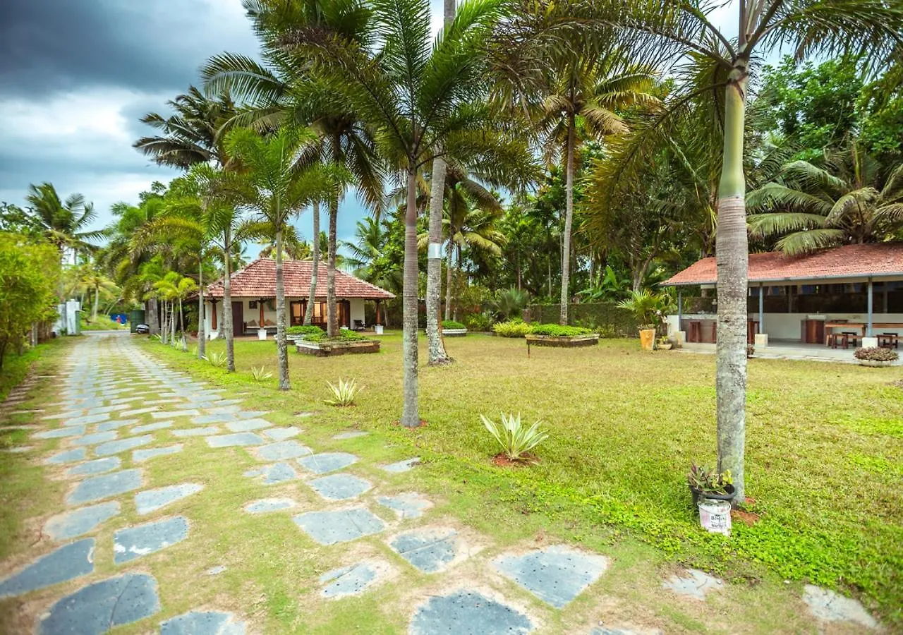 Beachside Pool Villa - Karthiyayini By Voye Homes Turavūr Casa vacanze