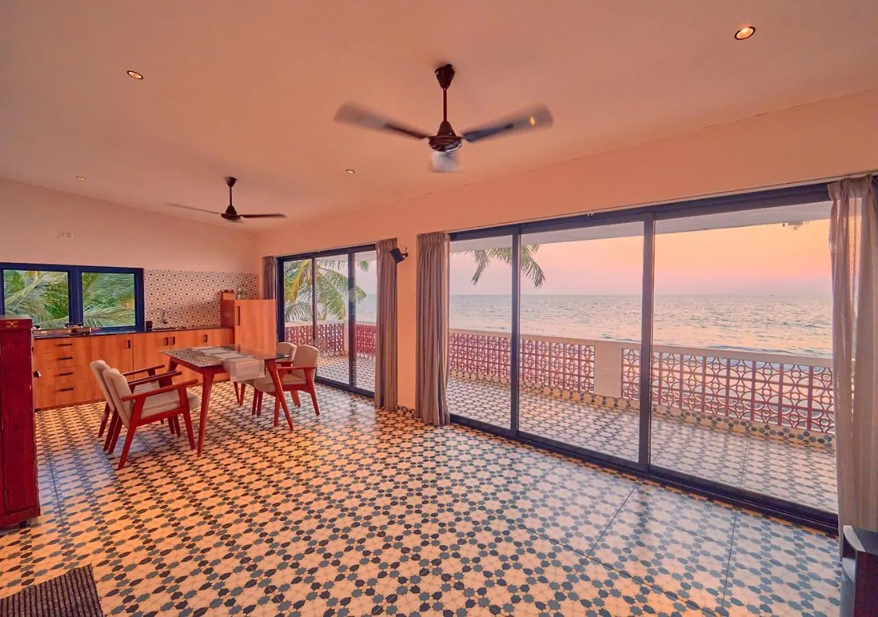 Semesterbostad Beachside Pool Villa - Karthiyayini By Voye Homes Turavūr Indien